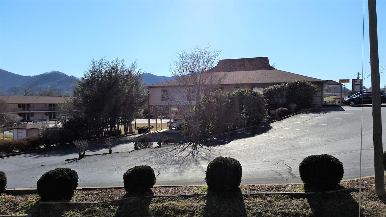 Mountain Valley Inn Dillard Esterno foto