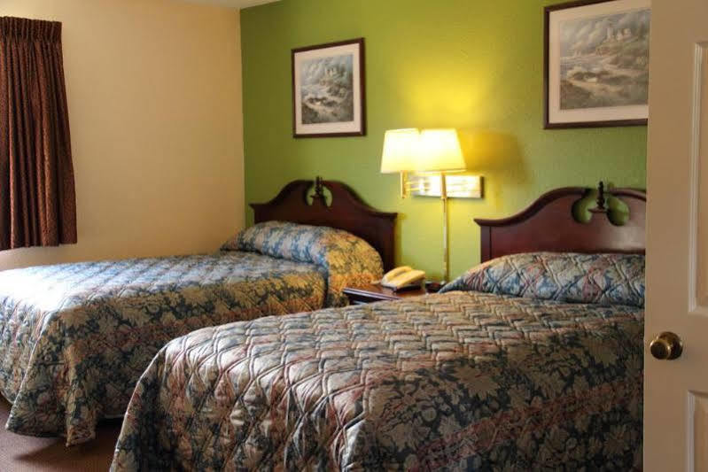 Mountain Valley Inn Dillard Esterno foto
