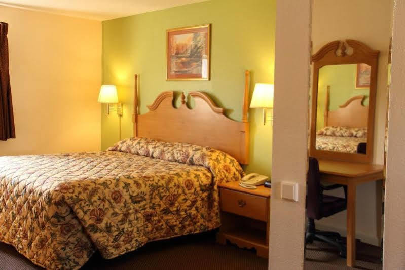 Mountain Valley Inn Dillard Esterno foto